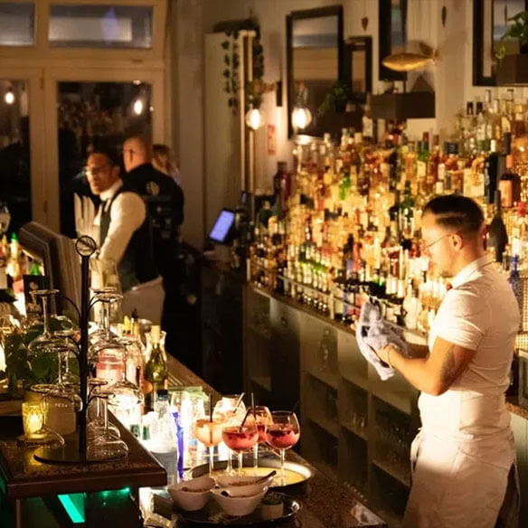 Das Mo Ein Blick hinter die Bar im Mo